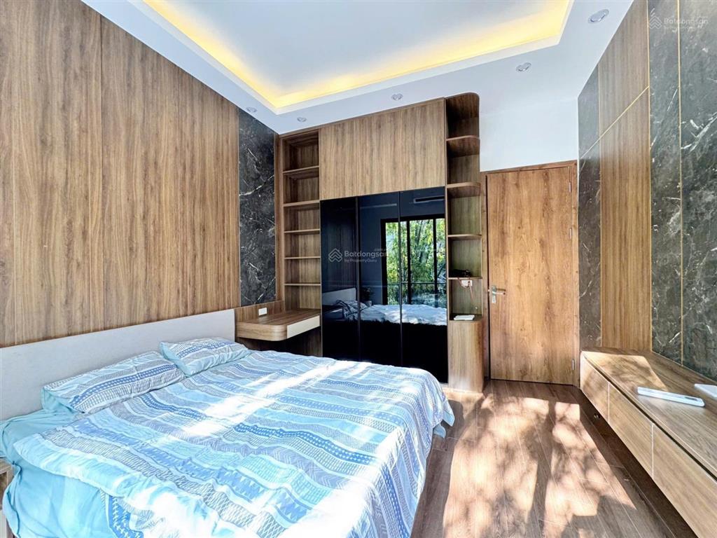 Bán nhà xuân la 43 m2 mt 4 m xây 5 tầng mới đẹp, full nội thất chỉ 9,x tỷ 0948 031 ***