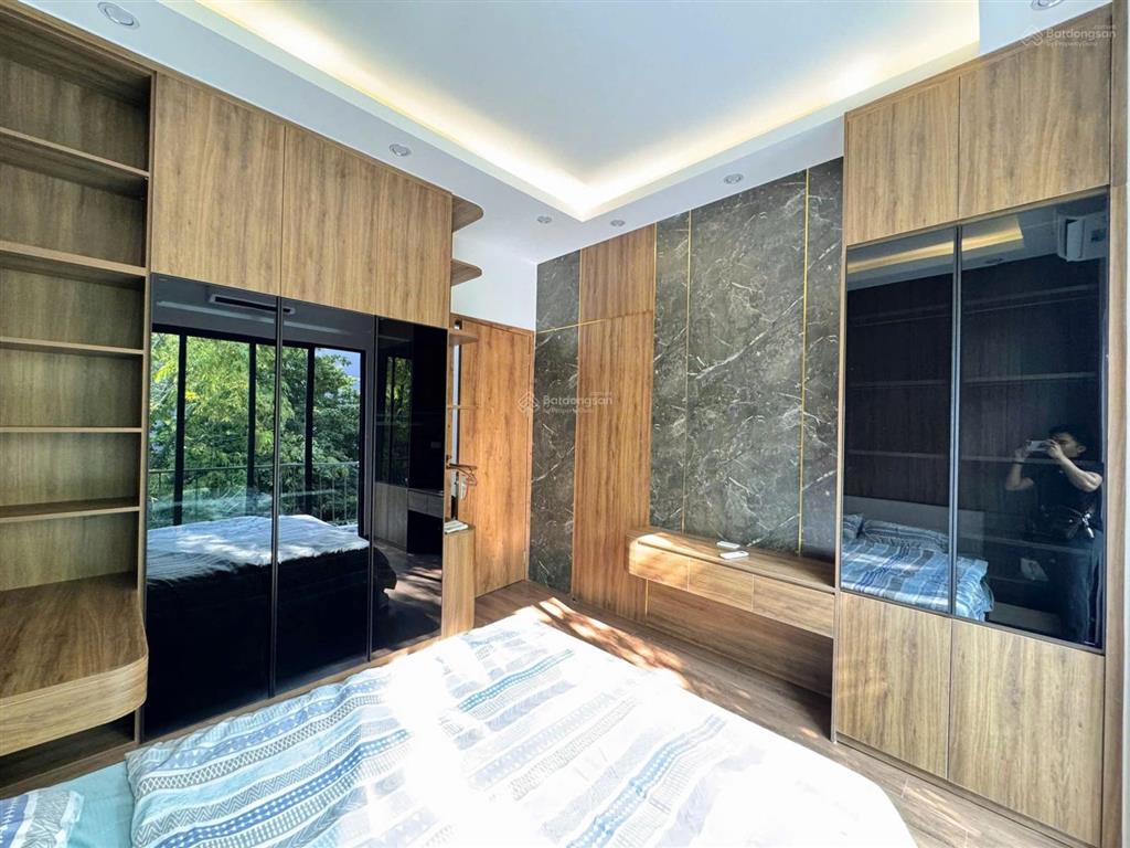 Bán nhà xuân la 43 m2 mt 4 m xây 5 tầng mới đẹp, full nội thất chỉ 9,x tỷ 0948 031 ***