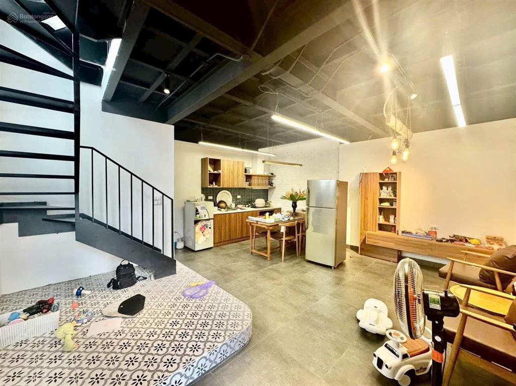 Bán nhà hoàng liên 3 tầng, chủ tự thiết kế đẹp 36m2 mt 4m, ô tô sát nhà, ko qh 3. x tỷ, 0948 031 ***