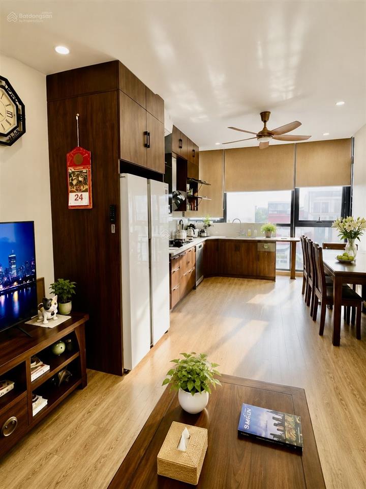 Bán nhà võ chí công phân lô vỉa hè, gara ô tô 42 m2 7 tầng thang máy 18,x tỷ, 0948 031 ***