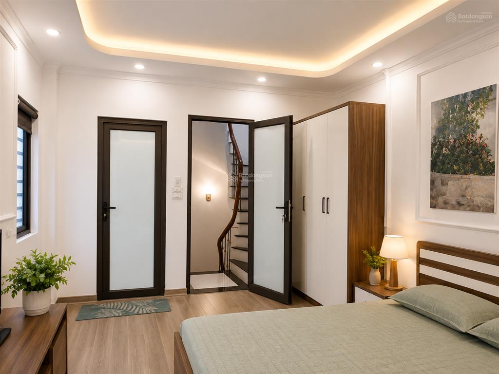 Bán nhà trung tâm cổ nhuế 35m2 mt 4m xây 5 tầng mới full đồ chỉ 6 tỷ, 0948 031 ***