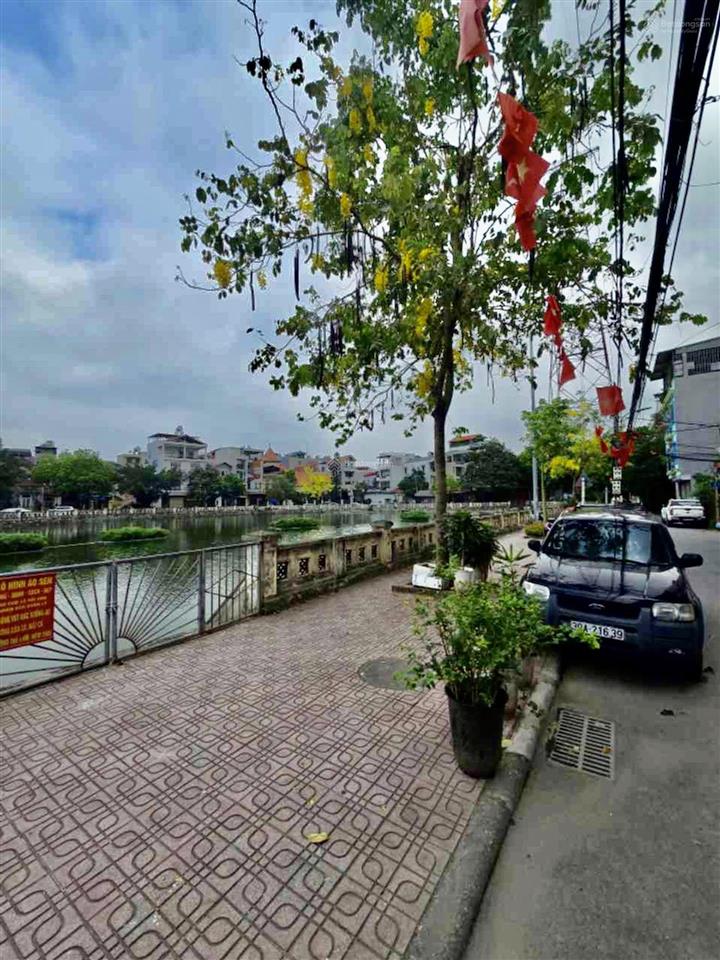 Bán nhà gần chợ kẻ vẽ 50 m2 mt 6.5 m. lô góc, ô tô vào nhà chỉ 6.8 tỷ, 0948 031 ***
