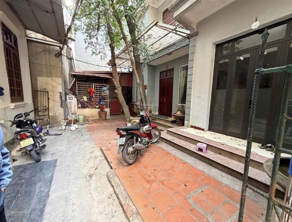 Bán đất tặng nhà 4 tầng ngõ 205 xuân đỉnh 51 m2 mt 4m chỉ hơn 7 tỷ, 0948 031 ***