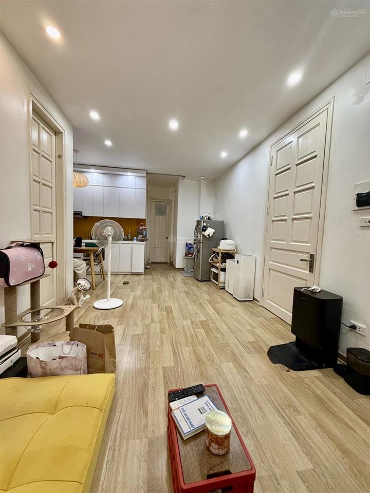 Bán chung cư m5 trần vỹ, mai dịch 64 m2 2pn full nội thất đẹp, sẵn sổ chỉ 3.7 tỷ 0948 031 ***