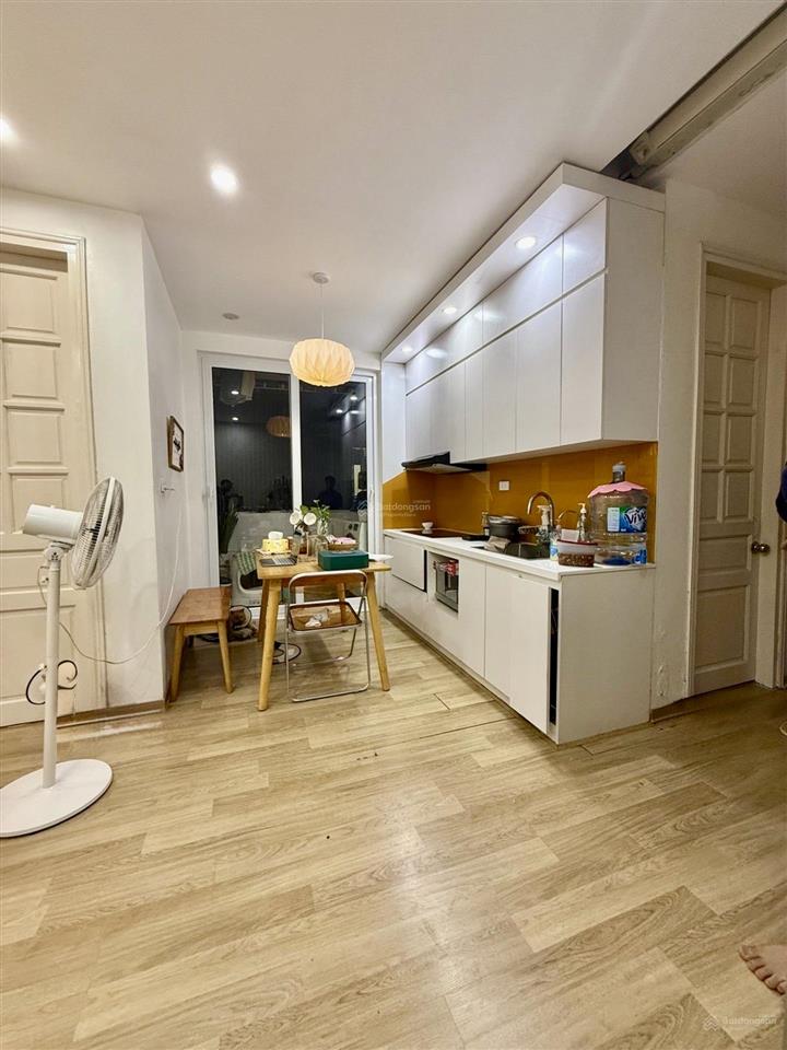 Bán chung cư m5 trần vỹ, mai dịch 64 m2 2pn full nội thất đẹp, sẵn sổ chỉ 3.7 tỷ 0948 031 ***