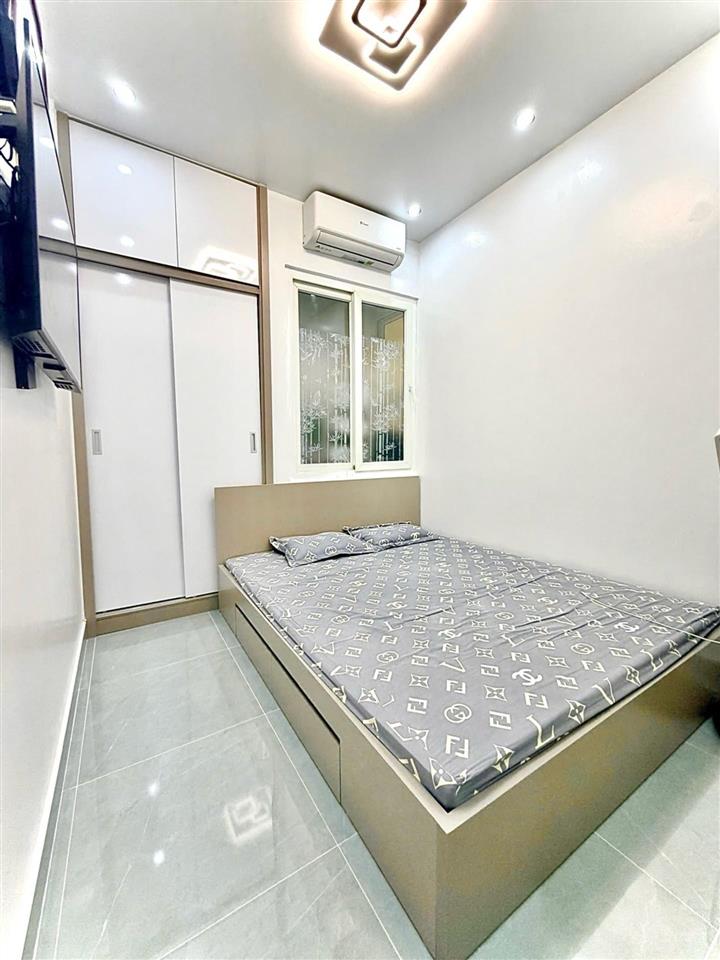 Bán chung cư ngõ 603 lạc long quân 38 m2 full nội thất, thang máy, bảo vệ chỉ 1.63 tỷ 0948 031 ***