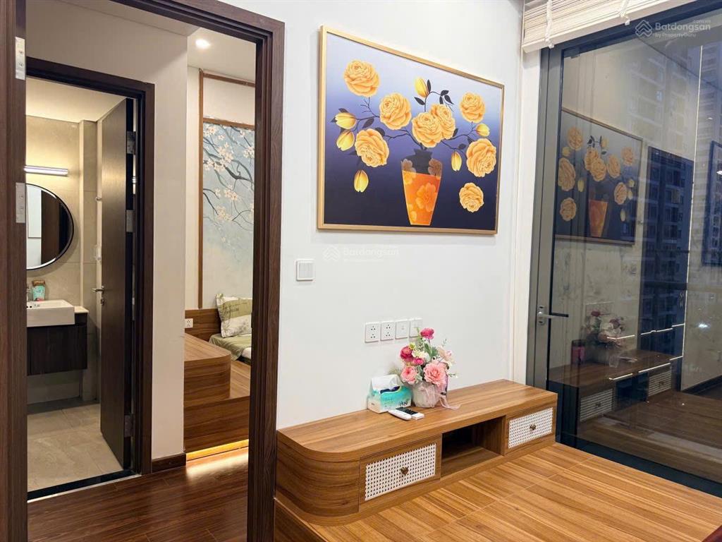 Bán căn hộ ecohome 3  sổ sang tên ngay 70m2 2n 2 wc full nội thất view nội khu 4 tỷ 0948 031 ***