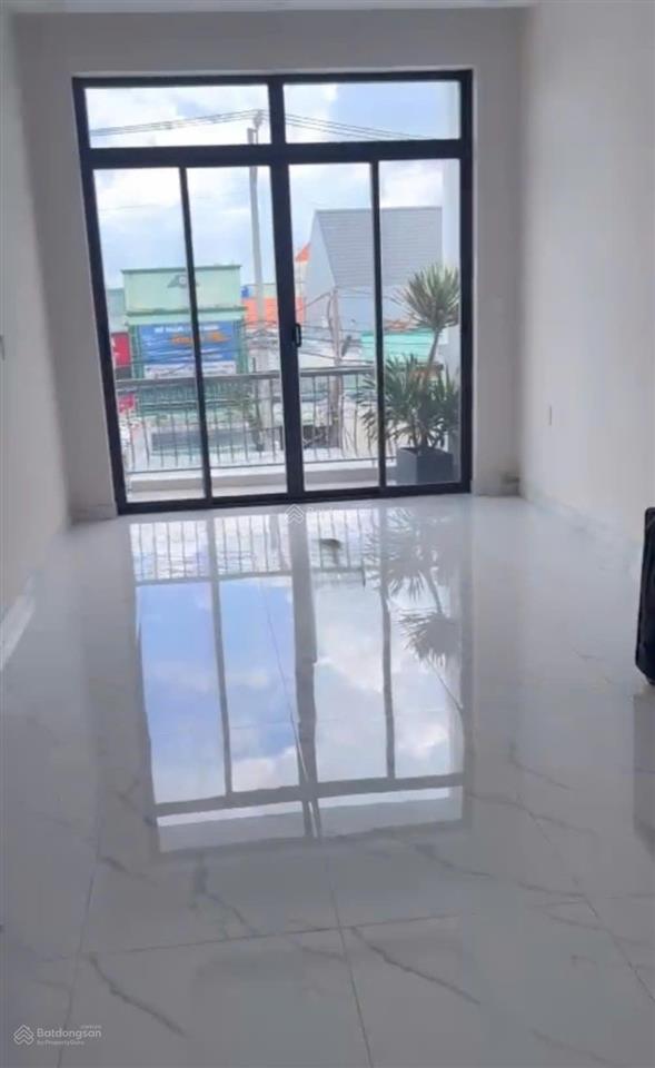 Cho thuê nhà mặt tiền 835b ngay chợ long thượng, cần giuộc, long an giá 15tr/tháng