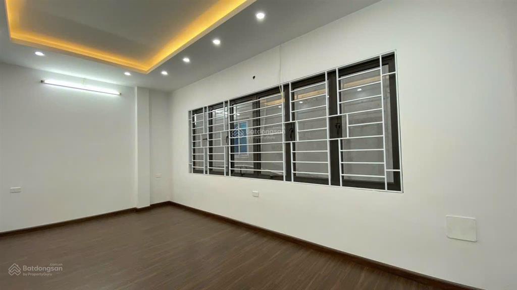 Nhà riêng quỳnh đô ( cũ ) đại thanh 40m, giá 6,35 tỷ chính chủ, giao dịch nhanh