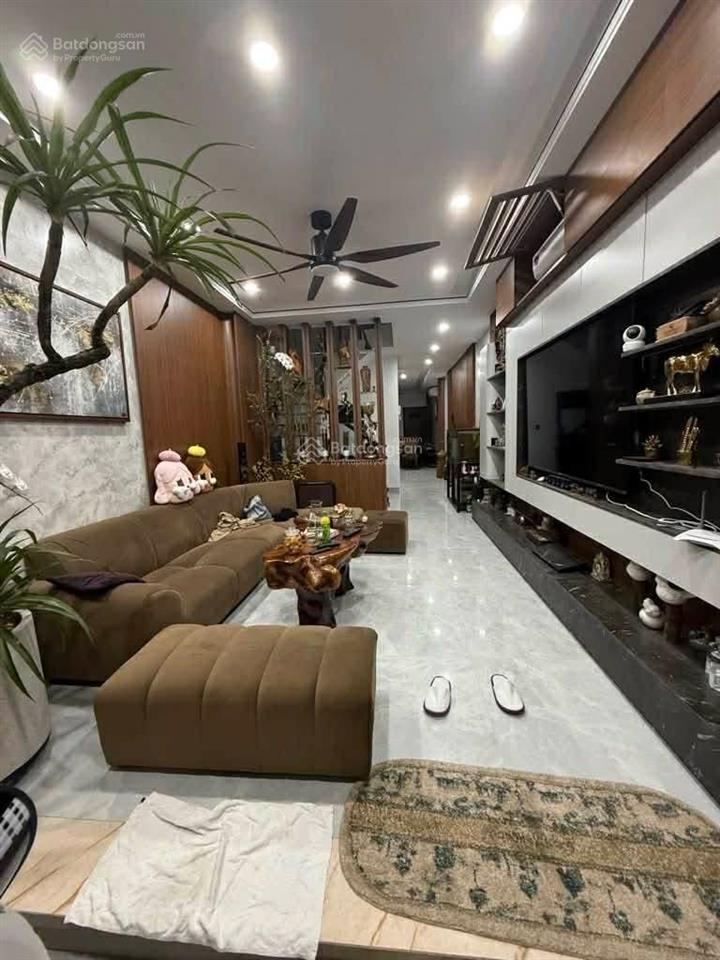 Chính chủ gửi bán nhà vĩnh quỳnh 50m 5 tầng đẹp, giá chỉ 6,5 tỷ