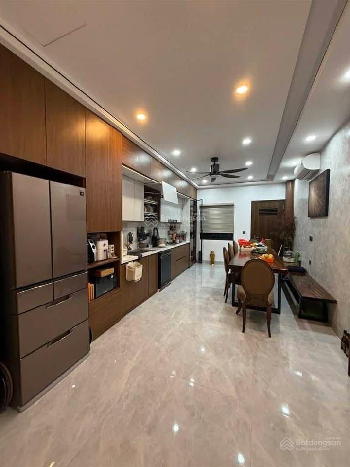 Chính chủ gửi bán nhà vĩnh quỳnh 50m 5 tầng đẹp, giá chỉ 6,5 tỷ