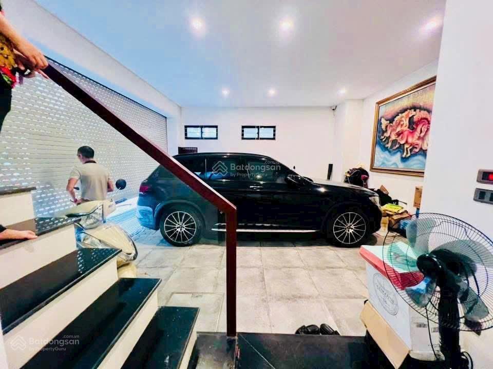 Bán nhà đối diện tái định cư quỳnh đô. ô tô ngủ trong nhà. 76,8m2 lô góc dân tự xây. chắc chắn