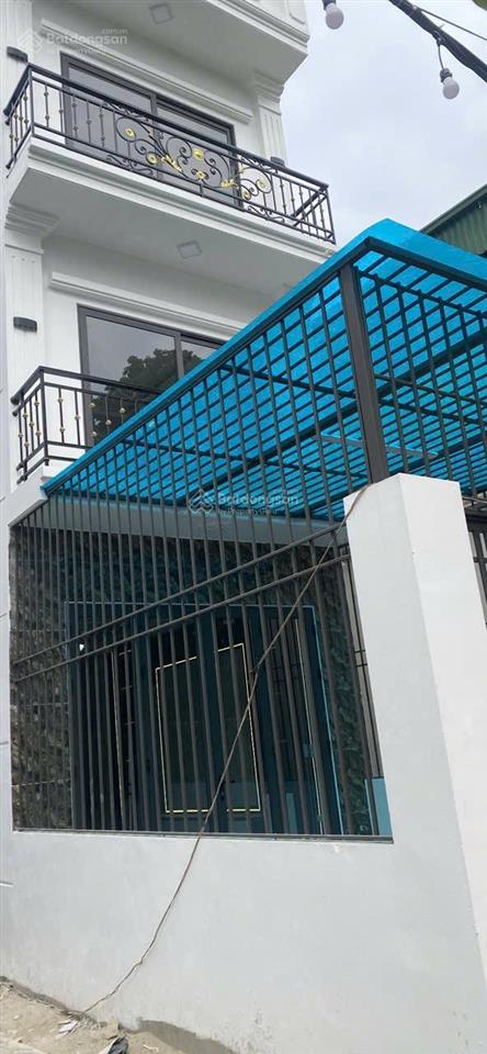 Chính chủ nhờ bán căn nhà mới 60m2 4 tầng. mặt tiền 5m chủ cần bán gấp. cho con đi du học