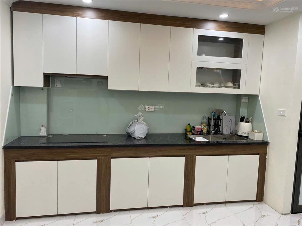 Bán nhà 5 tầng  lô góc siêu thoáng  chỉ việc xách vali về ở! vị trí đẹp  thanh trì