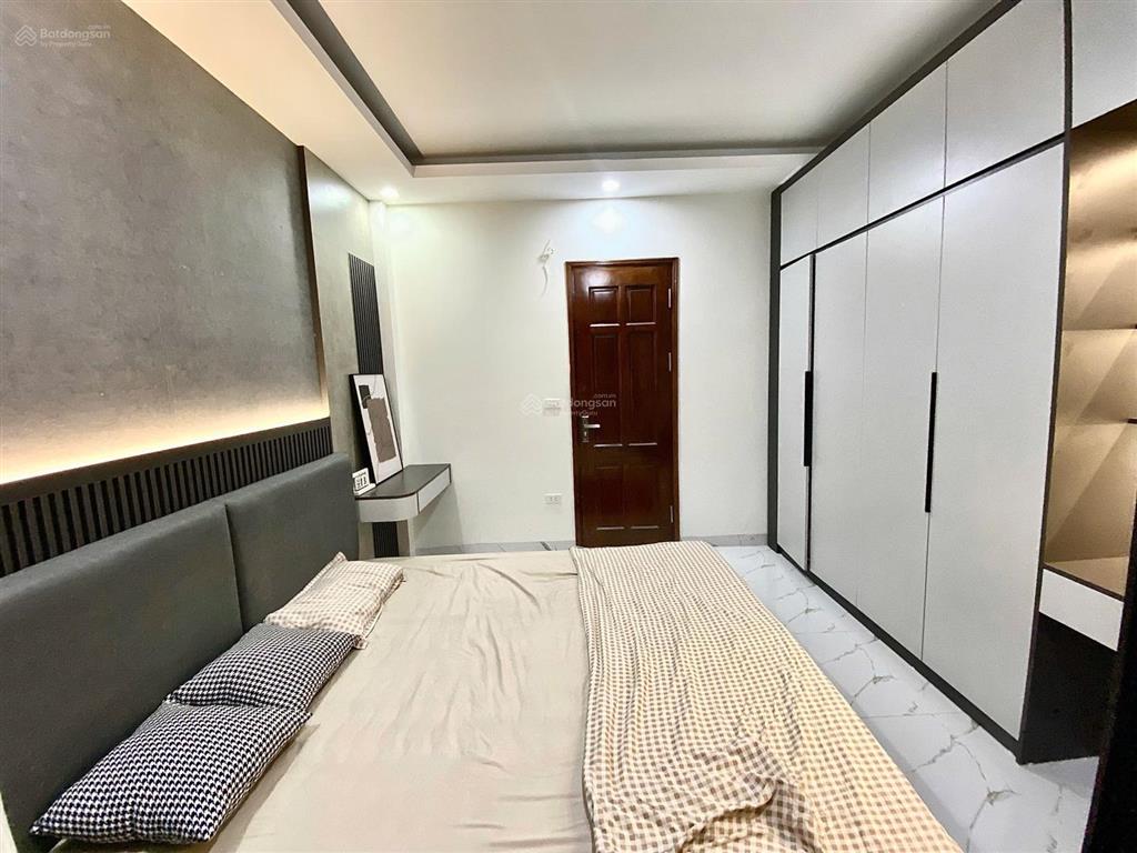 Bán nhà 5 tầng  lô góc siêu thoáng  chỉ việc xách vali về ở! vị trí đẹp  thanh trì