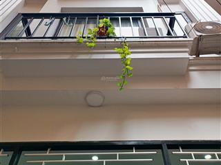 10 phòng khép kín, 720tr/năm, full nội thất, thang máy, hoàng mai chính chủ. bx nước ngầm