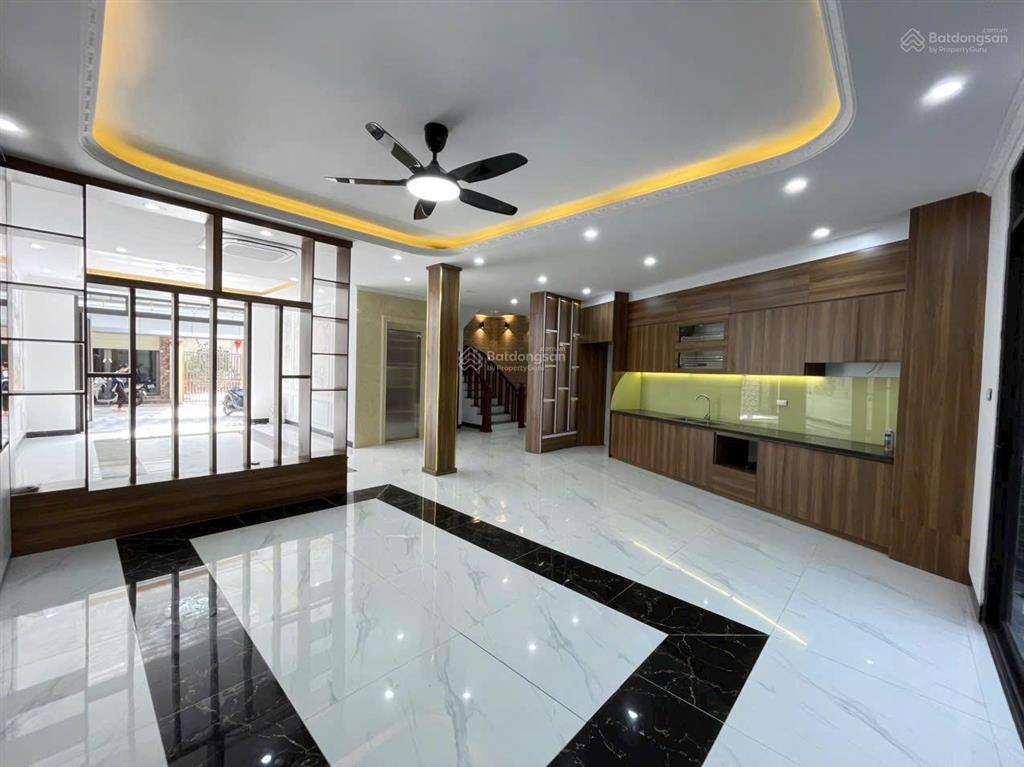 Biệt thự mini siêu phẩm ngay cửa ga ngọc hồi, vị trí vàng khó tìm. chính chủ 60m2. 6 tầng