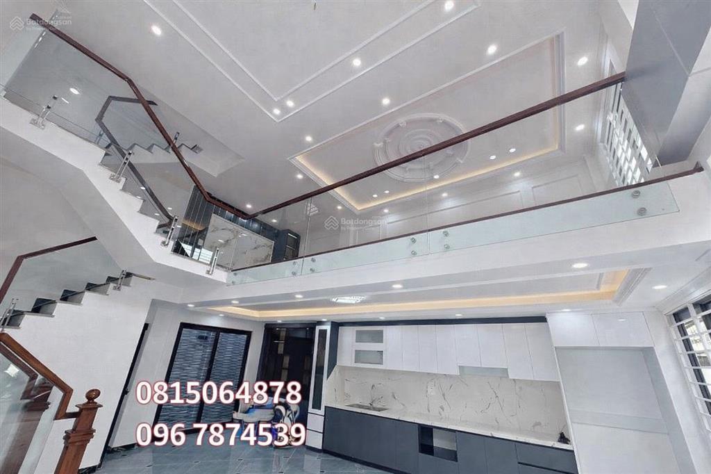 Nhà hồng hà tứ hiệp 60m2 7,1 tỷ. chợ văn điển bệnh viện nội tiết 500m