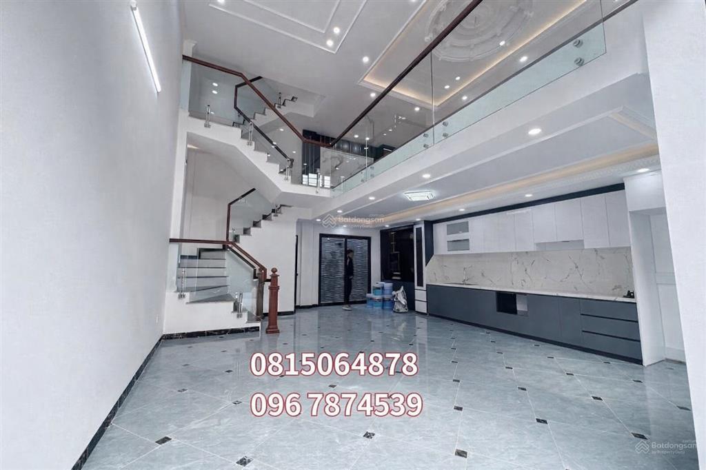 Nhà hồng hà tứ hiệp 60m2 7,1 tỷ. chợ văn điển bệnh viện nội tiết 500m