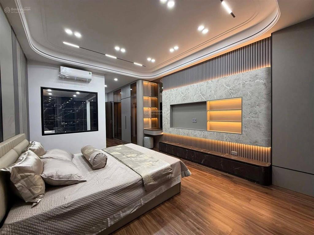 Bán nhà riêng tại tứ hiệp thanh trì hà nội. 40m2 6tầng thang máy. ô tô đỗ cửa.