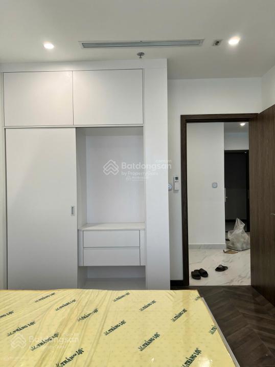 Bán gấp căn hộ mặt tiền phạm văn đồng, giá tốt chỉ 3 tỷ 3, sẳn sổ, flora novia. hỗ trợ vay public