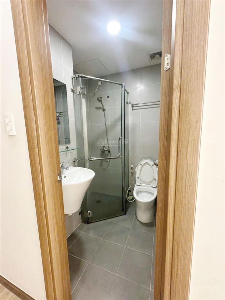 Bán căn bcons plaza giá tốt 2.25 tỷ, 51.3m2, 2pn + 2wc, sổ sẵn, gần làng đại học, ga metro
