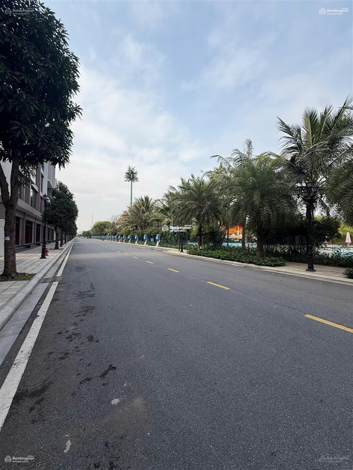 Liền kề view trực diện công viên nước, mặt tiền 6m, giá chỉ 15 tỷ