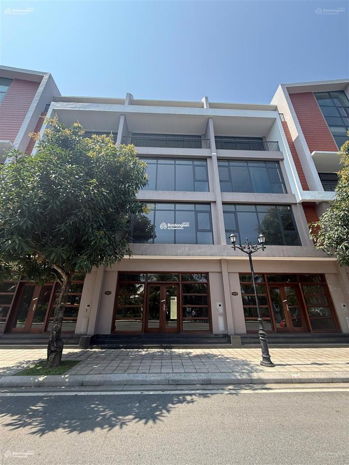 Liền kề view trực diện công viên nước, mặt tiền 6m, giá chỉ 15 tỷ