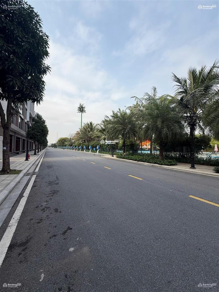 Liền kề view trực diện công viên nước, mặt tiền 6m, giá chỉ 15 tỷ