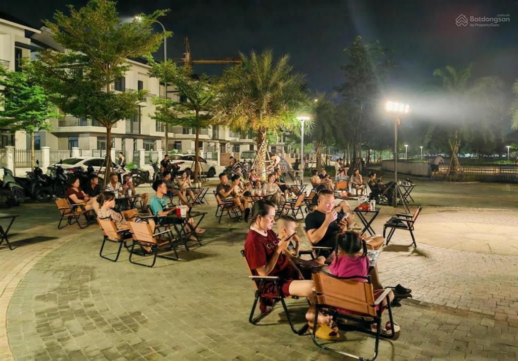 Sở hữu căn biệt thự góc view sông cách long biên hn 6km. ký trực tiếp cđt. ân hạn 2 năm. ck 10%.