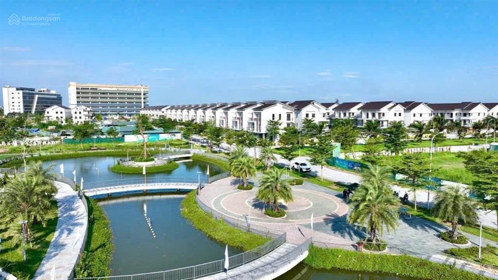 Sở hữu căn biệt thự góc view sông cách long biên hn 6km. ký trực tiếp cđt. ân hạn 2 năm. ck 10%.