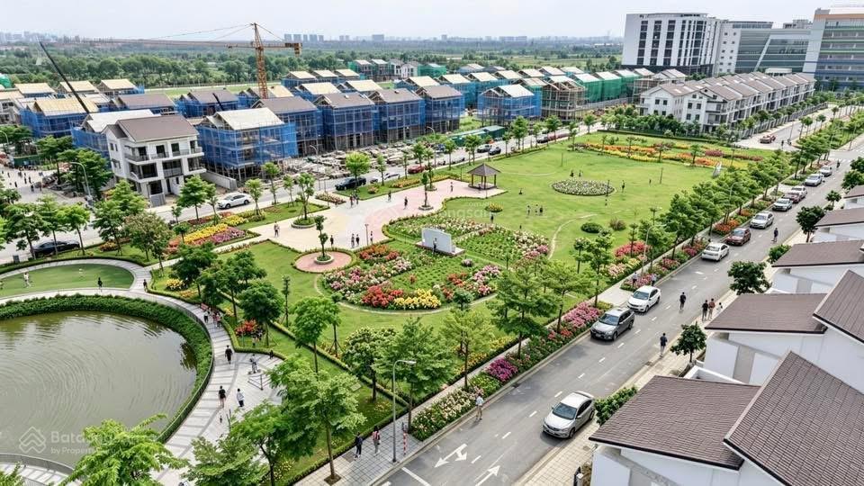 Duy nhất 01 căn góc biệt thự giá cđt. ân hạn gốc lãi 2 năm. cách long biên hn 6km. chiết khấu 10 %.