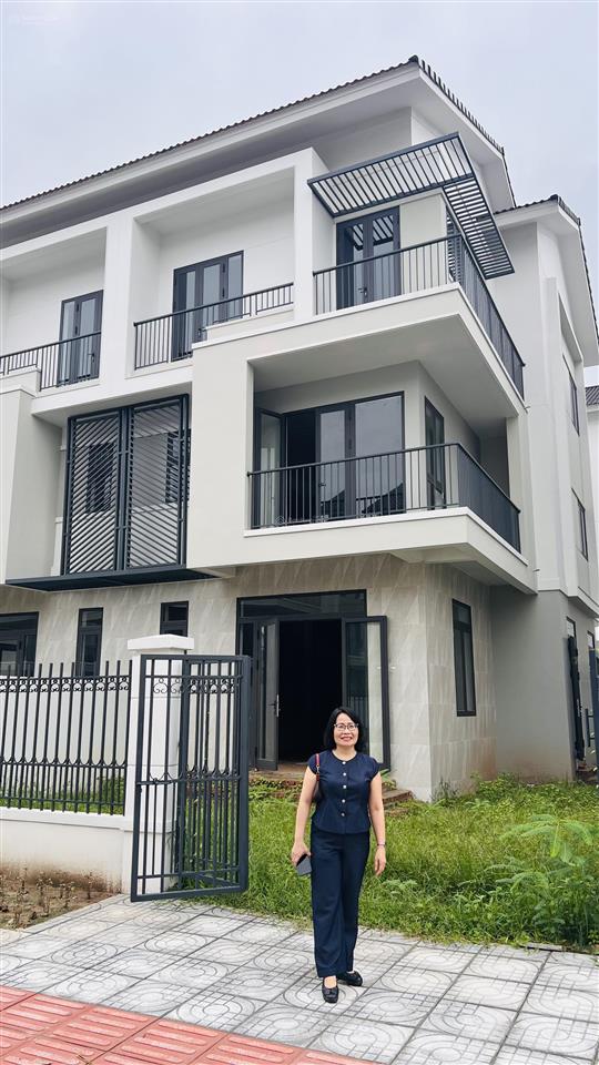 Hiếm có 1 căn góc biệt thự giá cđt cách long biên hn 6km. ck 10%. ân hạn gốc lãi 24 tháng.
