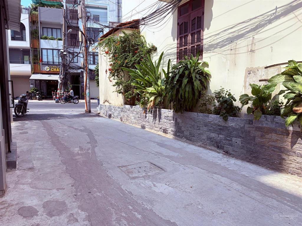 Nhà chu văn an  bình thạnh  ngang 7m 137m dòng tiền 20tr/tháng 18,x tỷ