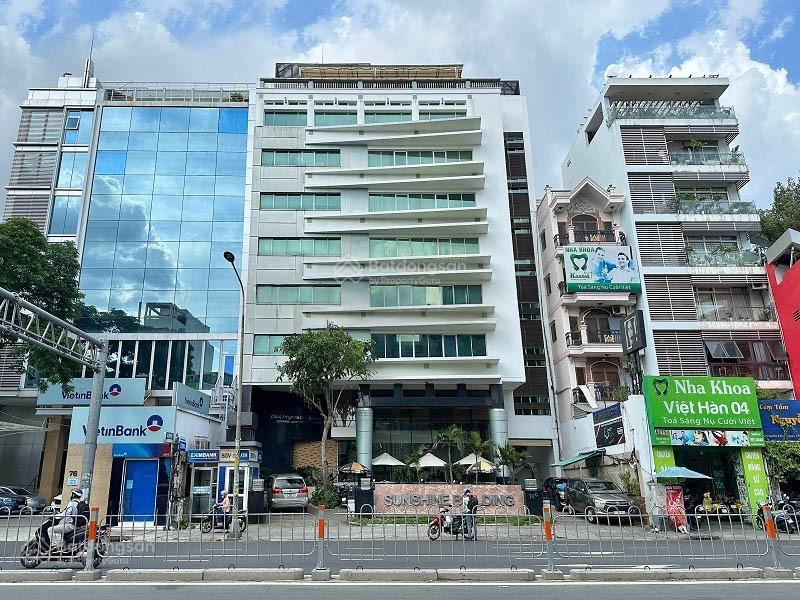 Bán tòa nhà mt 74c nguyễn văn cừ, quận 1 dt 18x21m~2000m2 sàn hầm + 9tầng, hđt 1.4tỷ/th, gía 400 tỷ