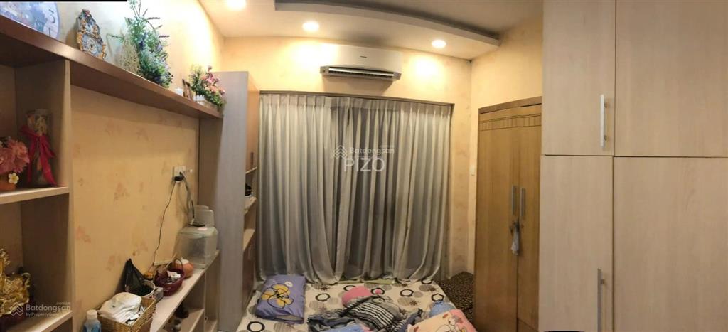 Gía chỉ 8.2 tỷ .huỳnh văn bánh, p. 14, q. phú nhuận  dt 3.5x13.4m  cn 45.2m2  kc 3t