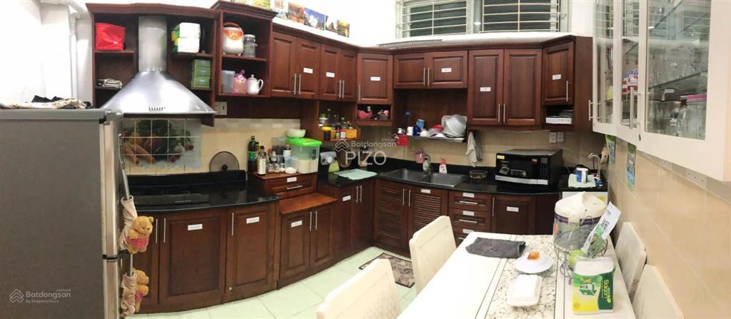 Gía chỉ 8.2 tỷ .huỳnh văn bánh, p. 14, q. phú nhuận  dt 3.5x13.4m  cn 45.2m2  kc 3t