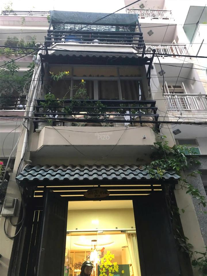 Gía chỉ 8.2 tỷ .huỳnh văn bánh, p. 14, q. phú nhuận  dt 3.5x13.4m  cn 45.2m2  kc 3t