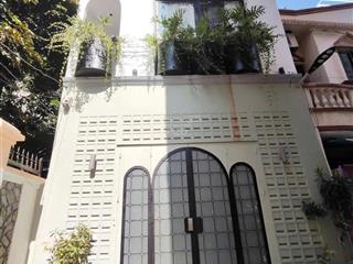 Gía chỉ 9.9 tỷ hxh .phan xích long p3 pn  kích thước 5.2m x 14.3m  diện tích  66m2  kc 3tst