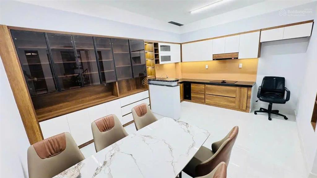 Gía chỉ 9.9 tỷ. siêu phẩm hxh phú nhuận.khu vip hồ biểu chánh, p.phú nhuận dt 5m x 10m4