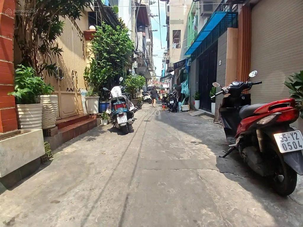 Cao thắng. p3. quận 3  dt  3.5 x 10m  dtcn  35m2  kết cấu 5 hướng  tn  giá  8,5 tỷ tl