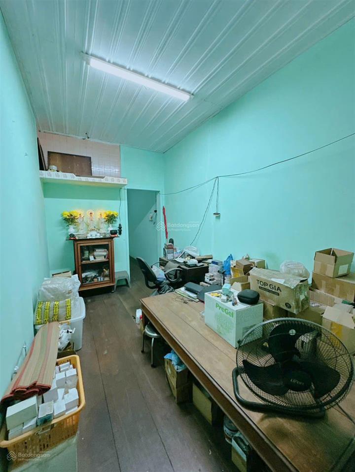 Bán nhà q1  gía chỉ 7.3tỷ 68m2. hẻm 5m võ văn kiệt, quận 1 p. cô giang