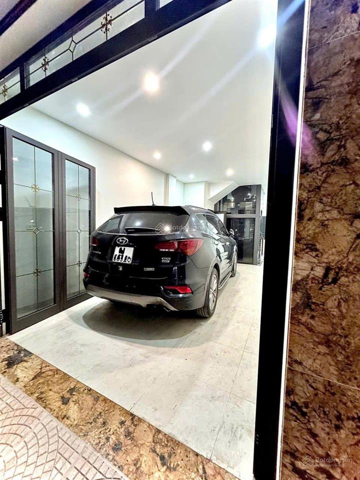 Cho thuê nhà láng ô tô vào nhà thang máy giá chỉ 30tr  kinh doanh kết hợp ở