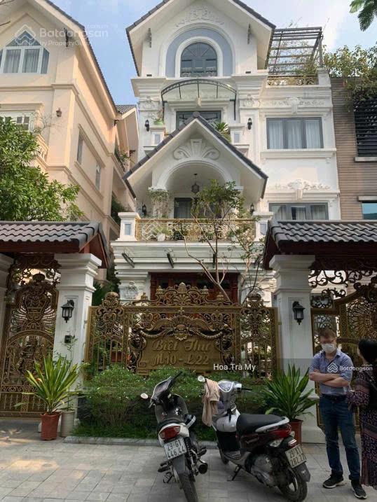 Cho thuê nhà hoàng quốc việt,180m24tô tô đỗ cửacó garavị trí đẹp giao thông cực thuận tiện55tr