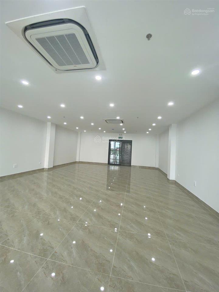 Tòa nhà trung kính trần kim xuyến vũ phạm hàm nguyễn khang yên hòathông sànthang máyhầm45tr