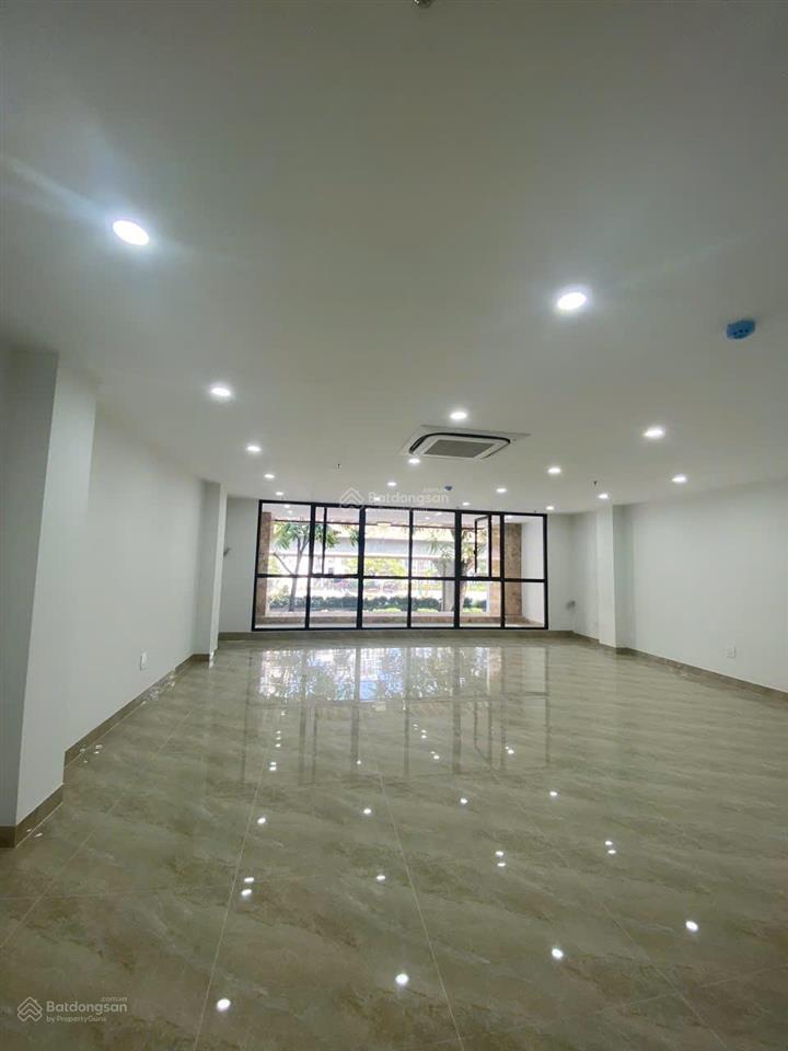 Tòa nhà trung kính trần kim xuyến vũ phạm hàm nguyễn khang yên hòathông sànthang máyhầm45tr