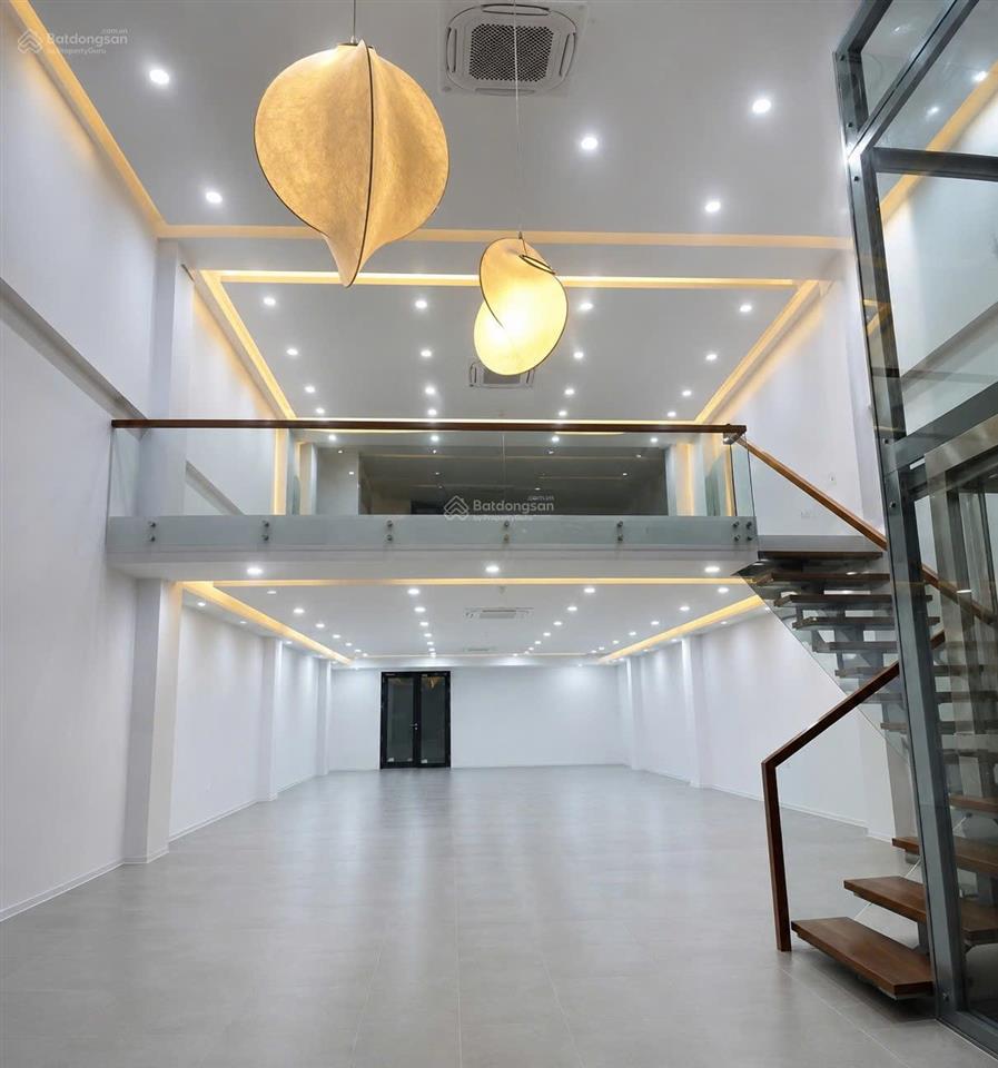 Tòa nhà trung kính trần kim xuyến vũ phạm hàm nguyễn khang yên hòathông sànthang máyhầm45tr