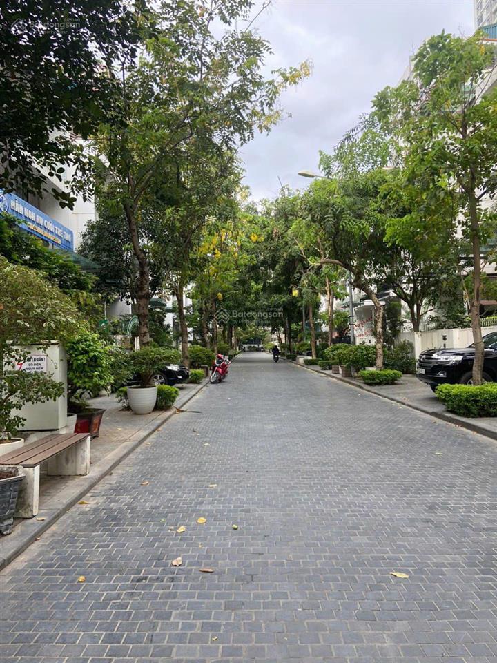 Cho thuê nhà phân lô đỗ quang  nguyễn thị định  yên hòa 55m2 5 tầng, ô tô đỗ ngày đêm, 20tr/t
