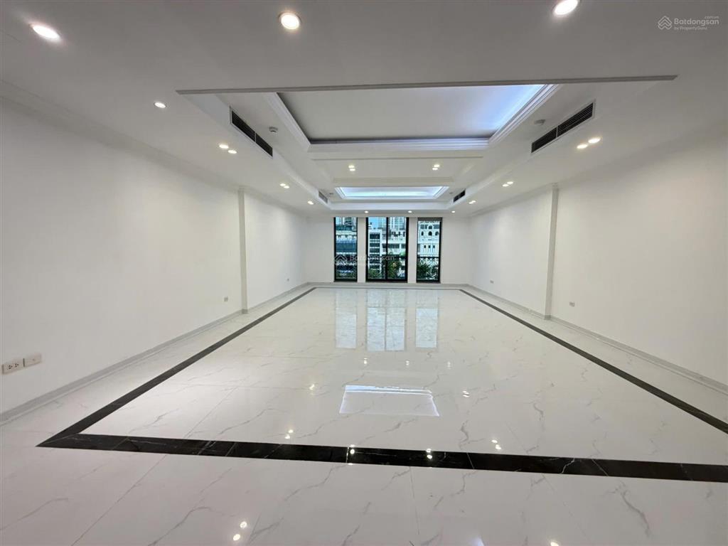 Cho thuê nhà trung yênmạc thái tổtrung kính 100mmt 6mthông sànô tô đỗ cửaphù hợp mọi mô hình