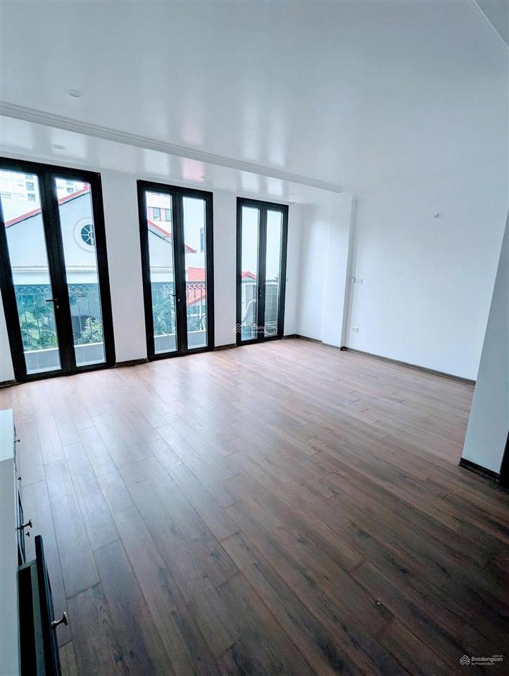 Cho thuê nhà trần quang diệu hoàng cầu | ô tô vào tận nhà | 70m x 4 tầng | chỉ 21tr/tháng
